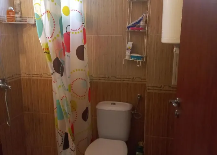 Apartamento Cozy 150m From The